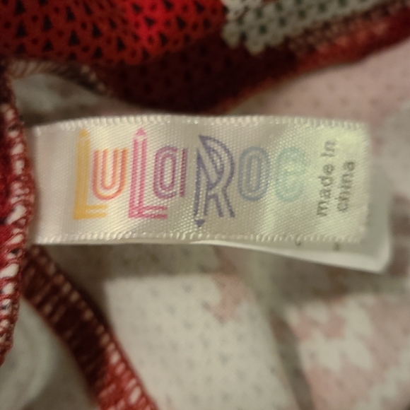 LLR LuLaRoe TC2 Red White Pixel Dog Pawprint Xmas Tree Holiday Leggings - Picture 7 of 7